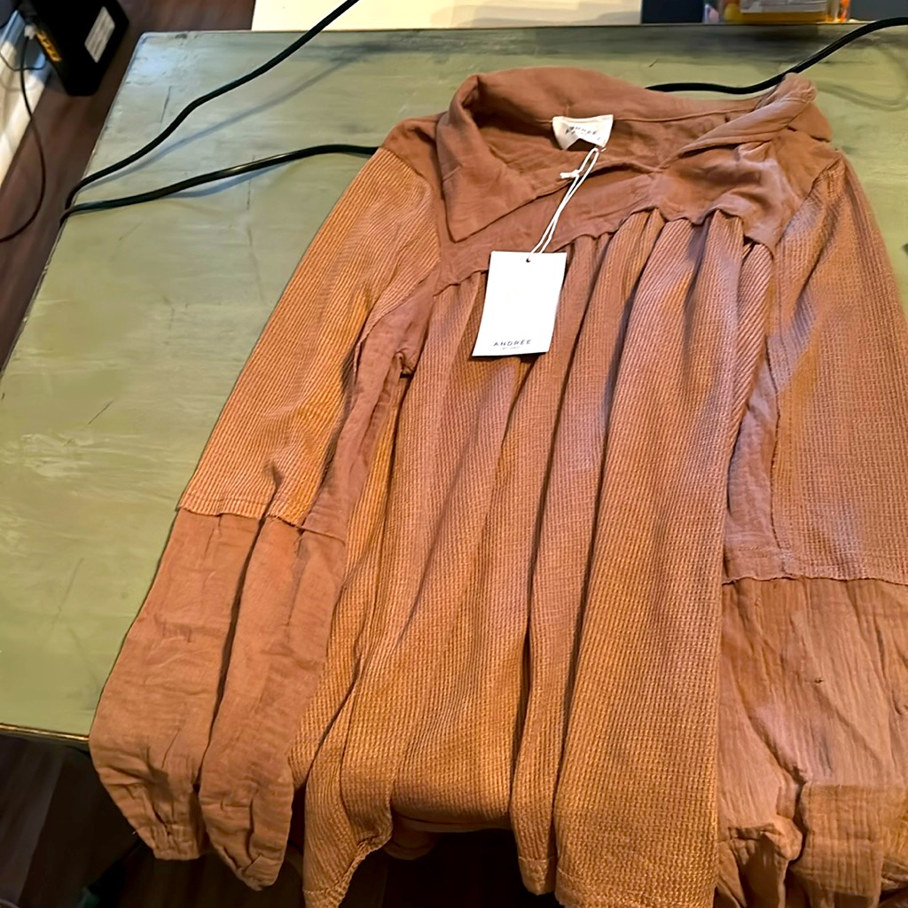 Brand Andree Small Brown